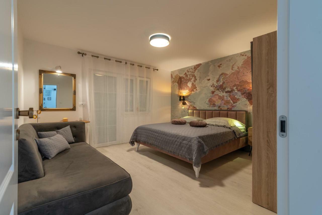 Apartment Aron Trogir Buitenkant foto